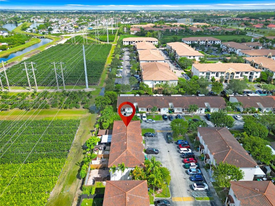 Activo con contrato: $395,000 (2 camas, 2 baños, 1130 Pies cuadrados)