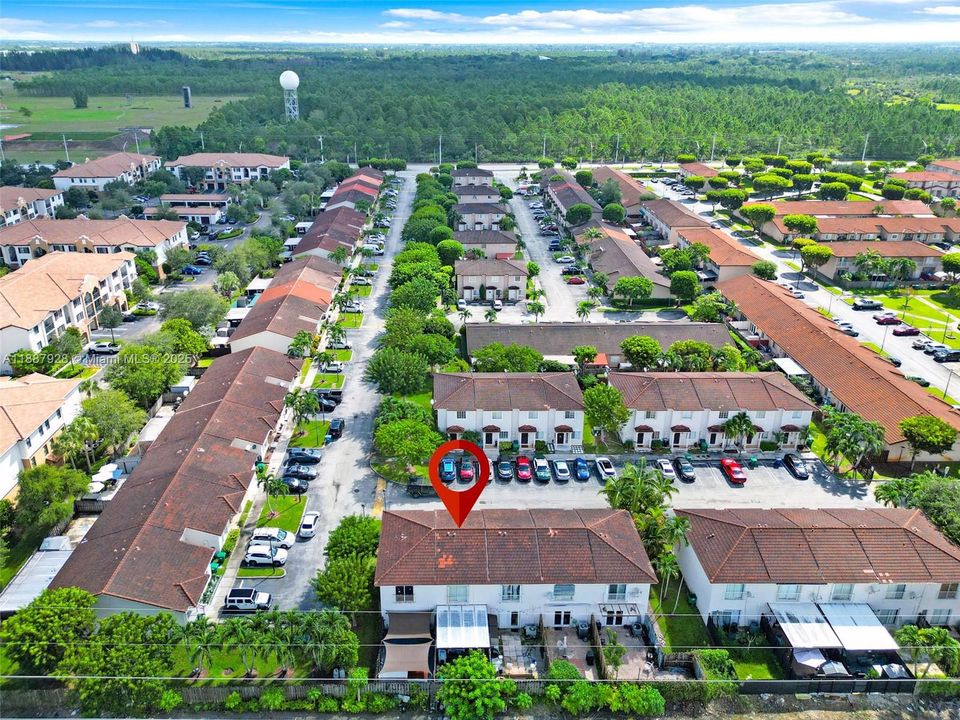 Activo con contrato: $395,000 (2 camas, 2 baños, 1130 Pies cuadrados)