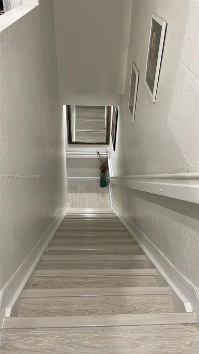 Activo con contrato: $395,000 (2 camas, 2 baños, 1130 Pies cuadrados)