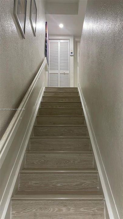 Activo con contrato: $395,000 (2 camas, 2 baños, 1130 Pies cuadrados)