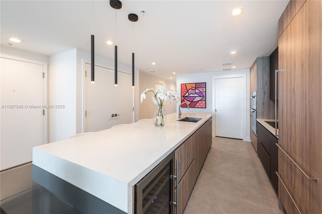 待售: $2,550,000 (3 贝兹, 3 浴室, 1507 平方英尺)