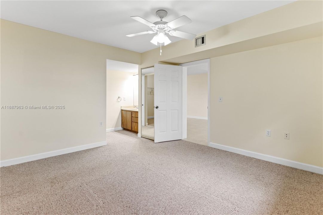 Active With Contract: $285,000 (2 beds, 2 baths, 1385 Square Feet)