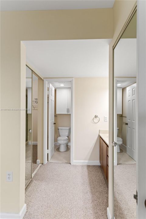 Active With Contract: $285,000 (2 beds, 2 baths, 1385 Square Feet)