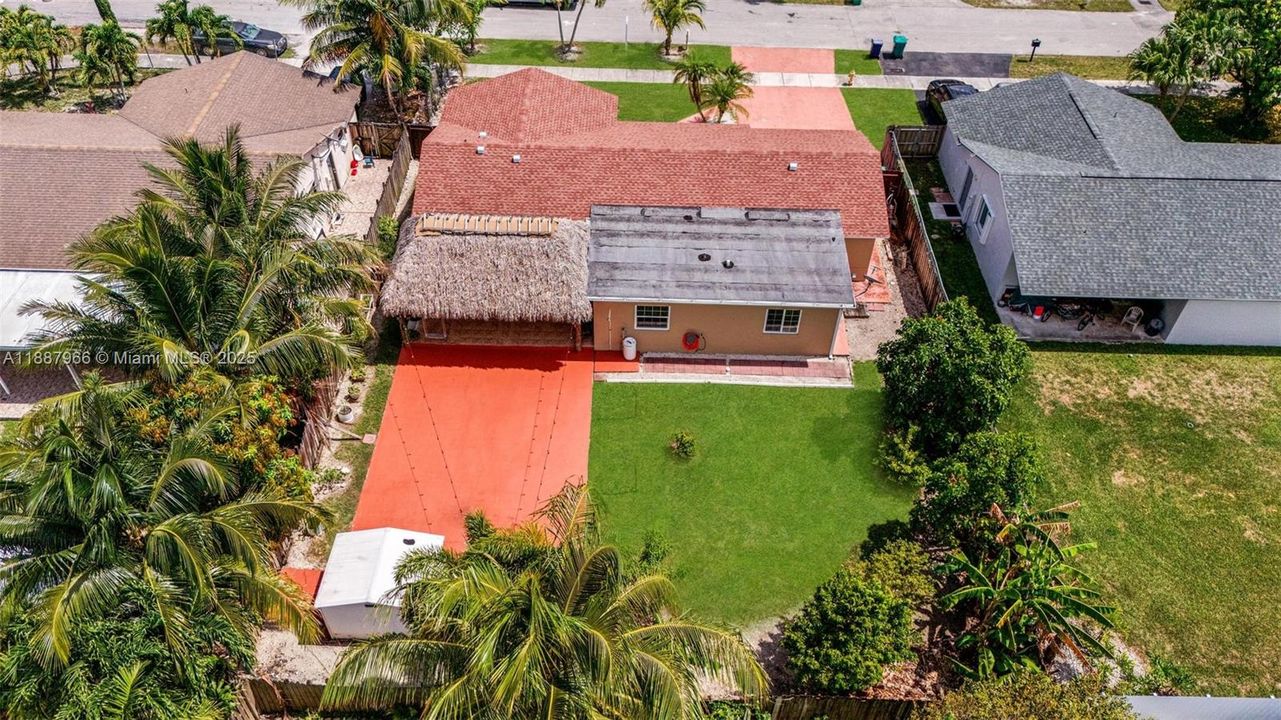 For Sale: $597,000 (3 beds, 3 baths, 1724 Square Feet)