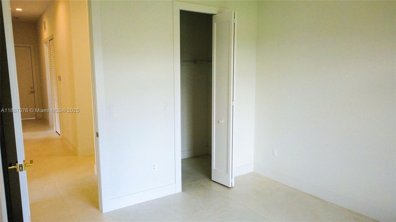 Guest Bedroom Closet