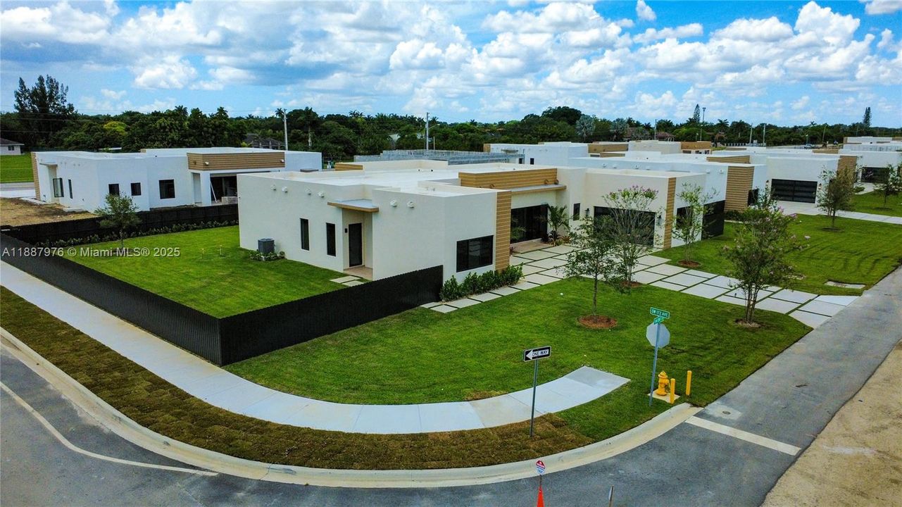 En Venta: $1,250,000 (5 camas, 4 baños, 0 Pies cuadrados)