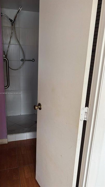 Activo con contrato: $120,000 (2 camas, 2 baños, 850 Pies cuadrados)