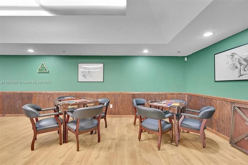 Activo con contrato: $120,000 (2 camas, 2 baños, 850 Pies cuadrados)