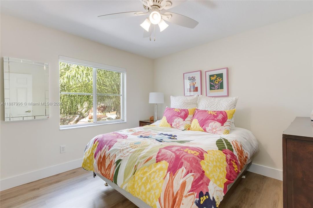 Active With Contract: $580,000 (3 beds, 2 baths, 1980 Square Feet)