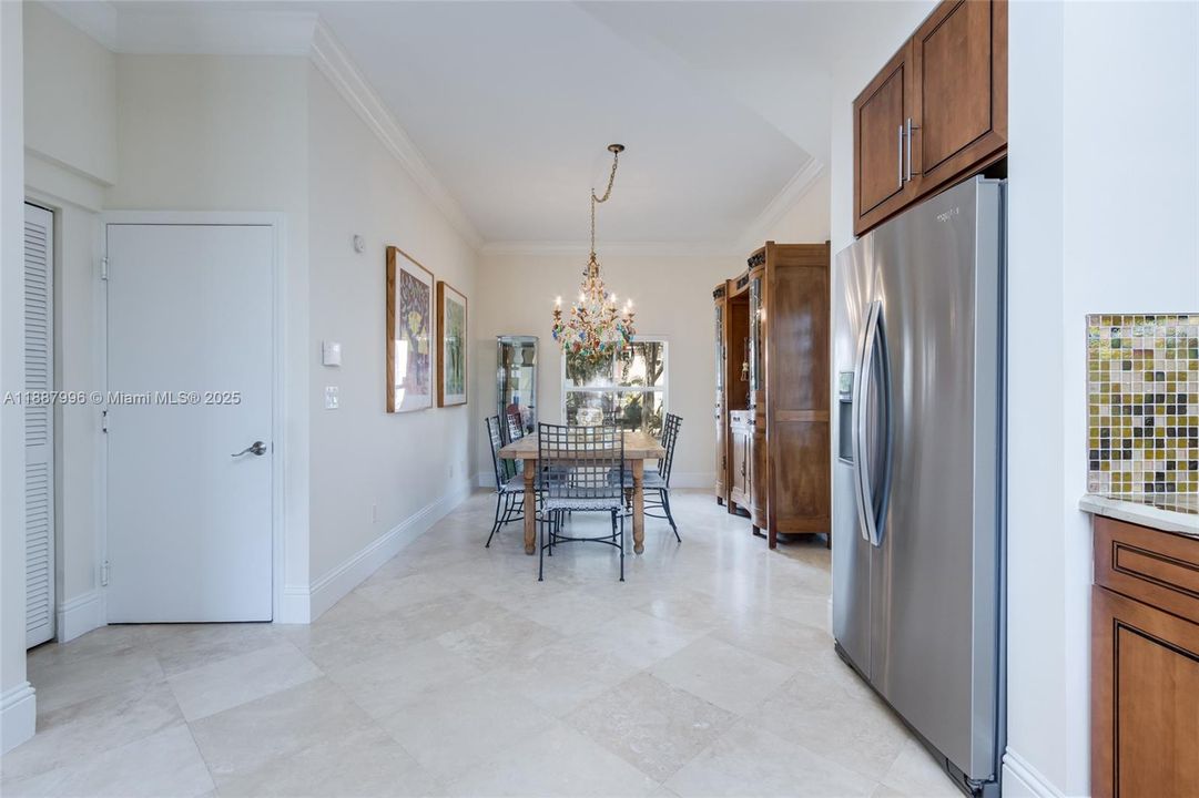 Active With Contract: $580,000 (3 beds, 2 baths, 1980 Square Feet)