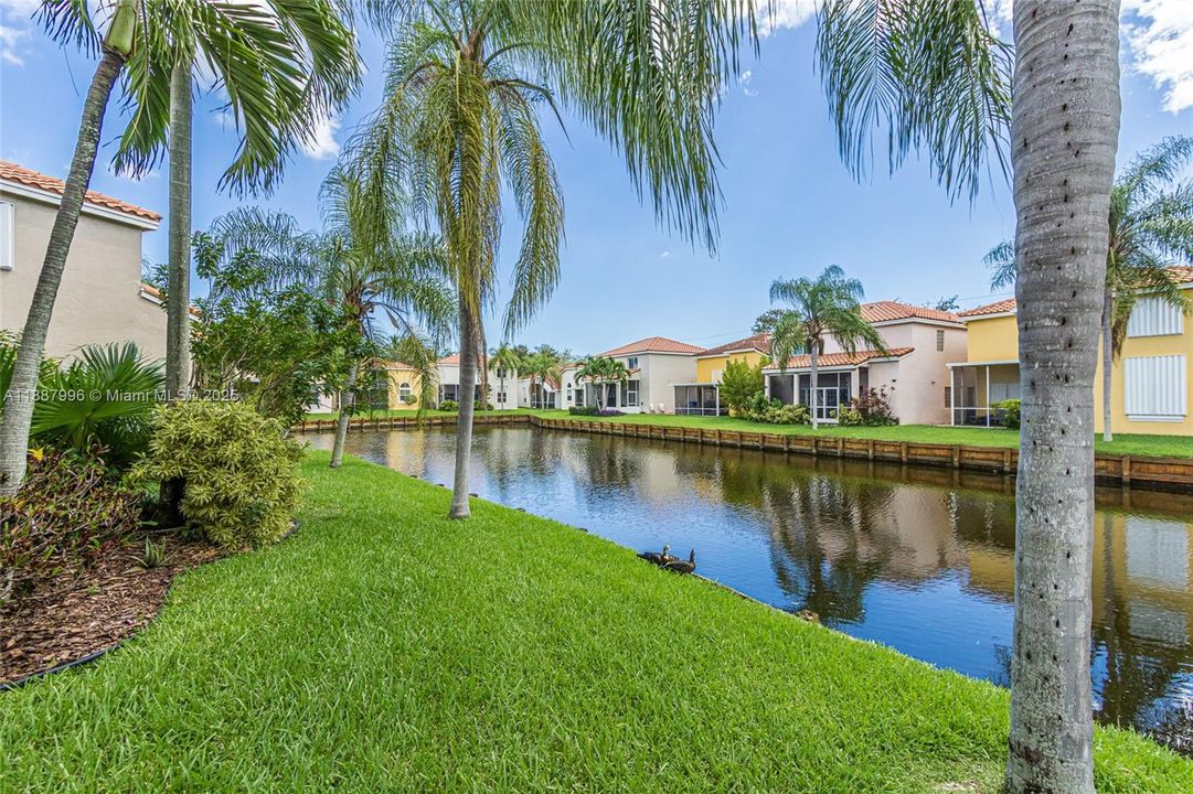 Active With Contract: $580,000 (3 beds, 2 baths, 1980 Square Feet)