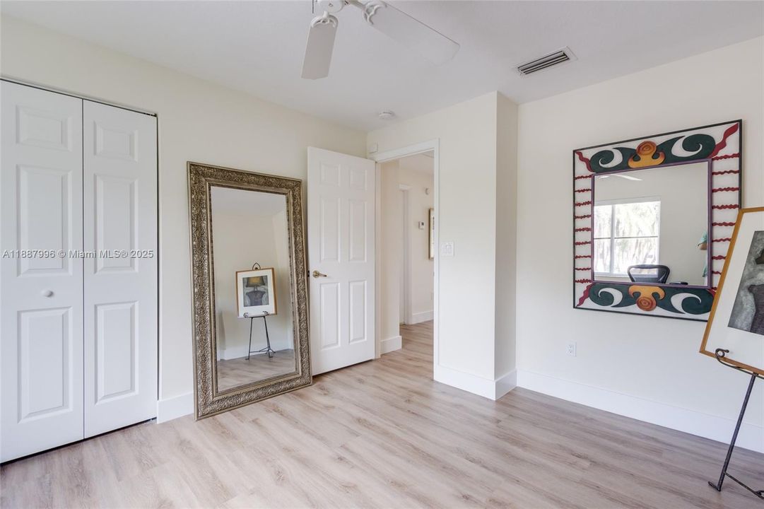 Active With Contract: $580,000 (3 beds, 2 baths, 1980 Square Feet)