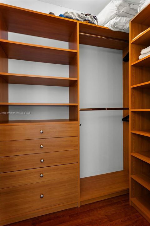 Active With Contract: $12,000 (3 beds, 3 baths, 2150 Square Feet)