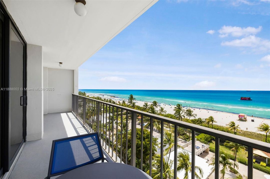 Active With Contract: $1,890,000 (3 beds, 4 baths, 2380 Square Feet)