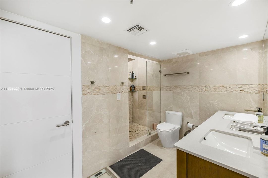 Active With Contract: $1,890,000 (3 beds, 4 baths, 2380 Square Feet)