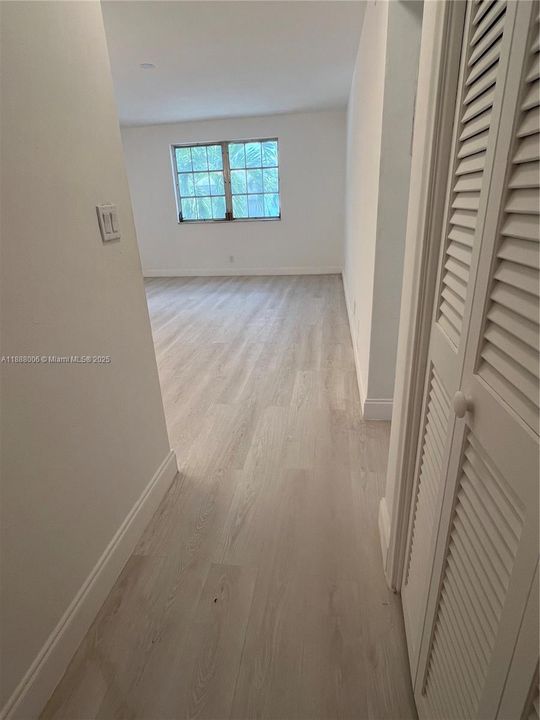 На продажу: $120,000 (1 спален, 1 ванн, 650 Квадратных фут)