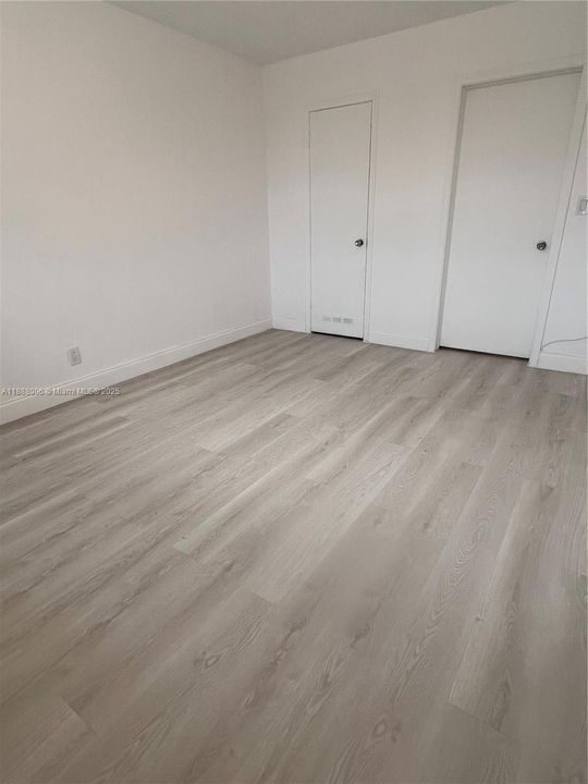 На продажу: $120,000 (1 спален, 1 ванн, 650 Квадратных фут)