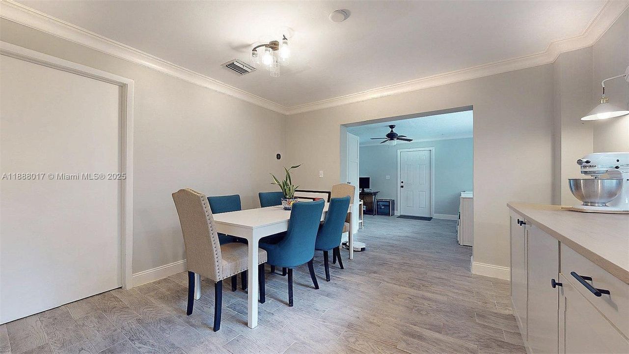 For Sale: $995,000 (3 beds, 2 baths, 2548 Square Feet)