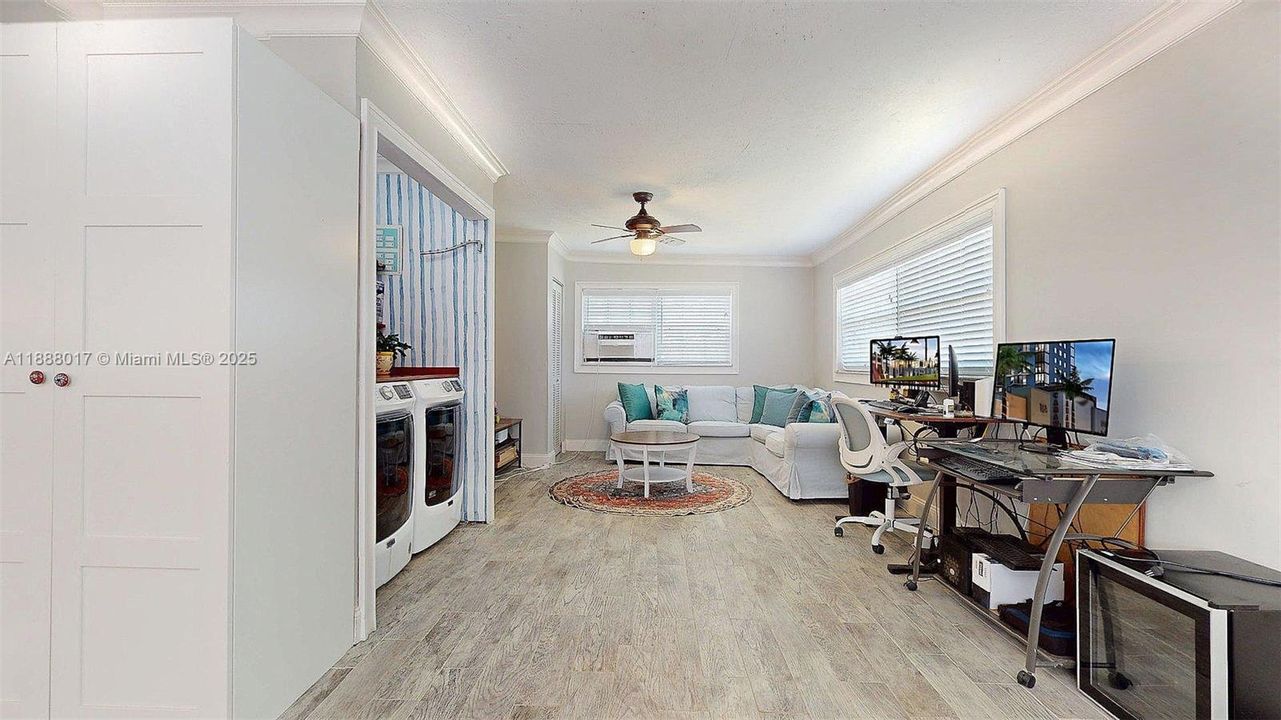 For Sale: $995,000 (3 beds, 2 baths, 2548 Square Feet)