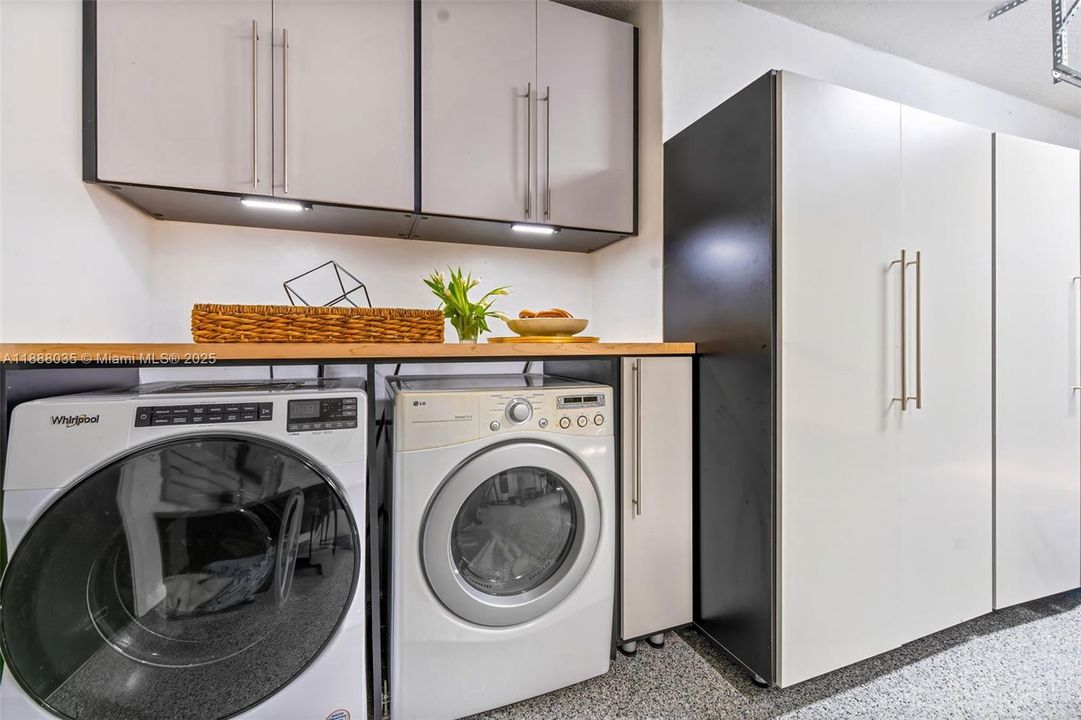 For Sale: $624,900 (3 beds, 2 baths, 1353 Square Feet)