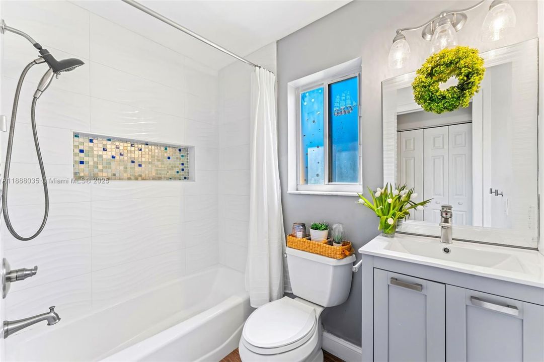 For Sale: $624,900 (3 beds, 2 baths, 1353 Square Feet)