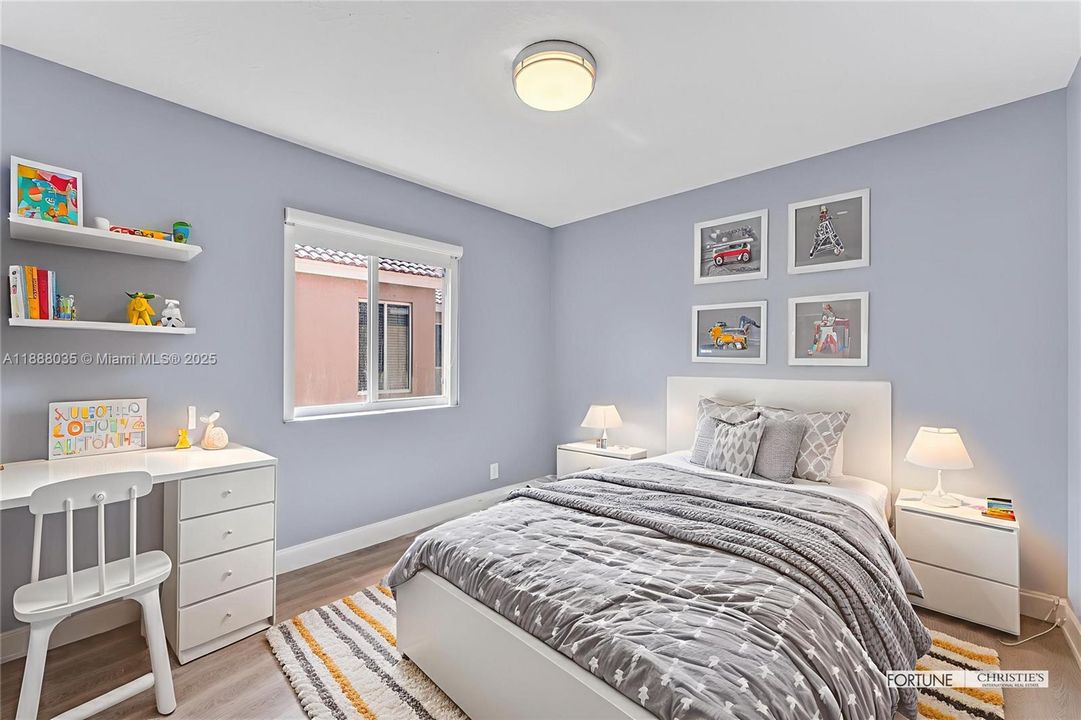 For Sale: $624,900 (3 beds, 2 baths, 1353 Square Feet)