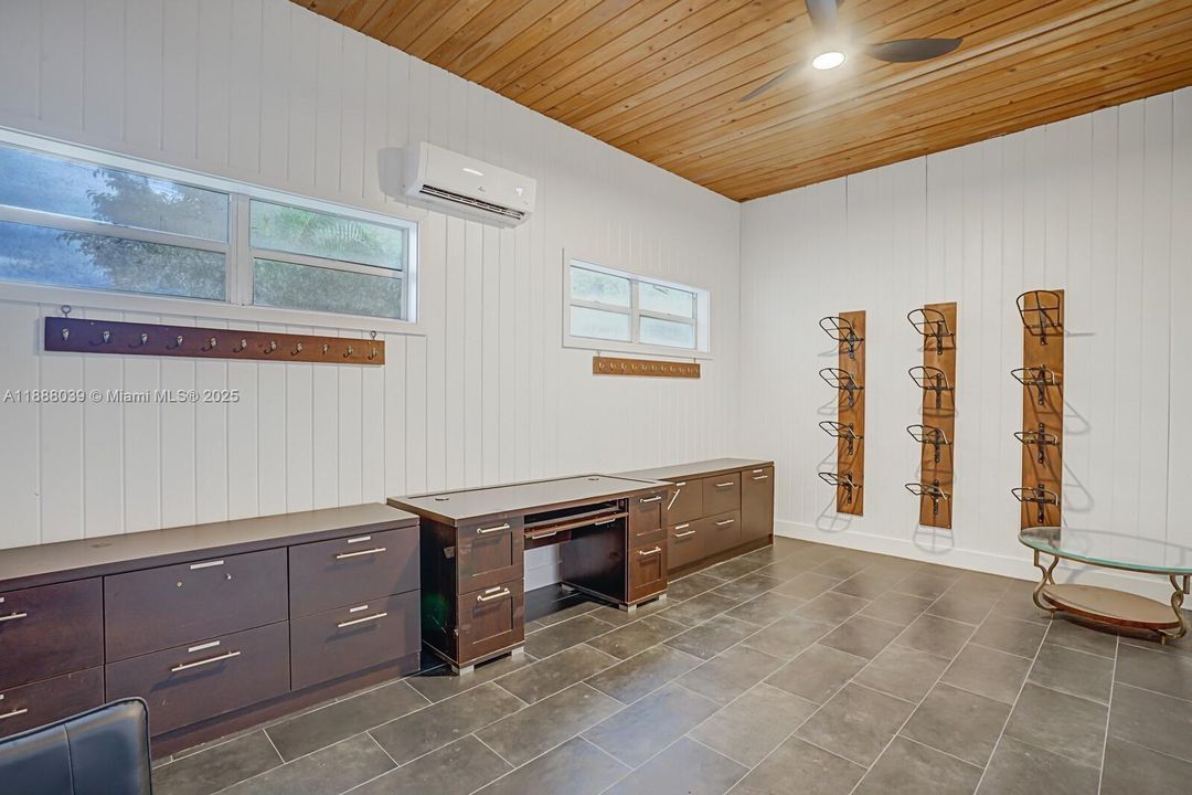 En Venta: $7,400,000 (3 camas, 3 baños, 4742 Pies cuadrados)