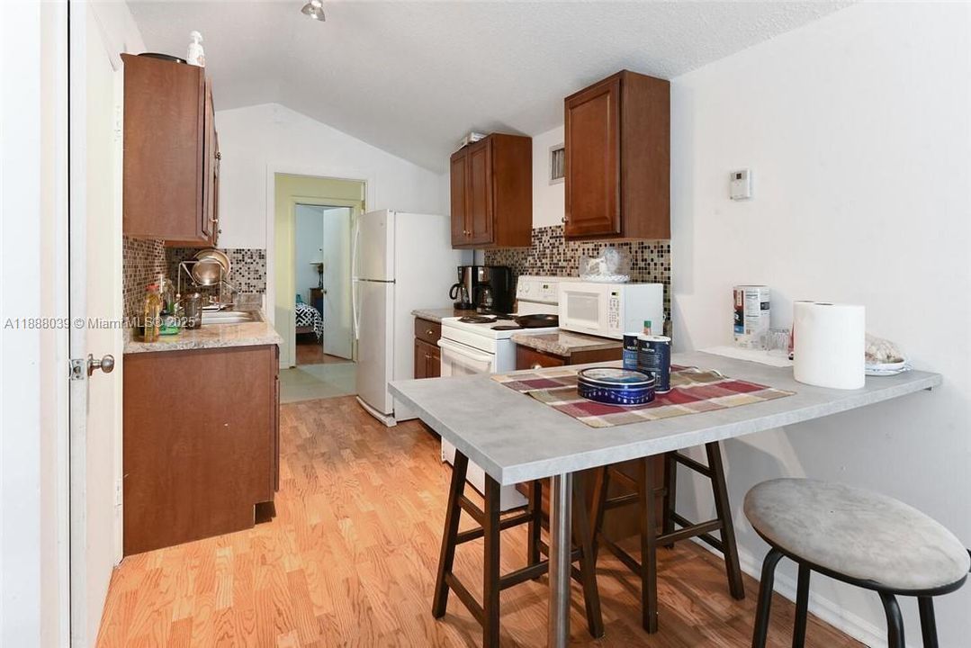 En Venta: $7,400,000 (3 camas, 3 baños, 4742 Pies cuadrados)