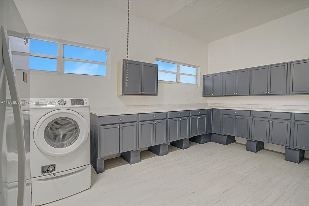 En Venta: $7,400,000 (3 camas, 3 baños, 4742 Pies cuadrados)