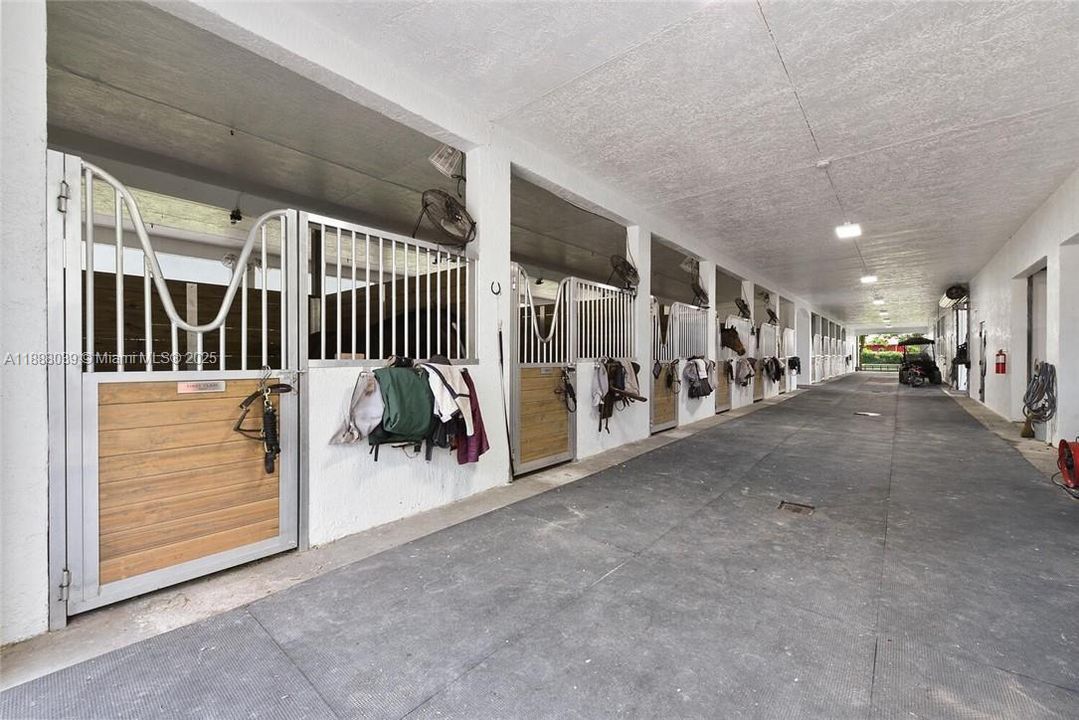 En Venta: $7,400,000 (3 camas, 3 baños, 4742 Pies cuadrados)