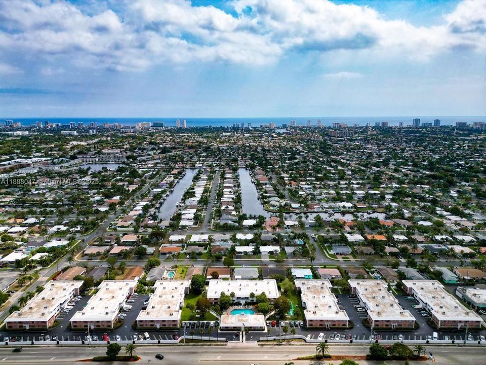 待售: $159,000 (2 贝兹, 2 浴室, 930 平方英尺)