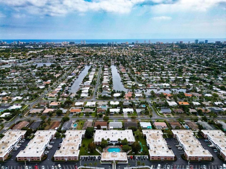 待售: $159,000 (2 贝兹, 2 浴室, 930 平方英尺)