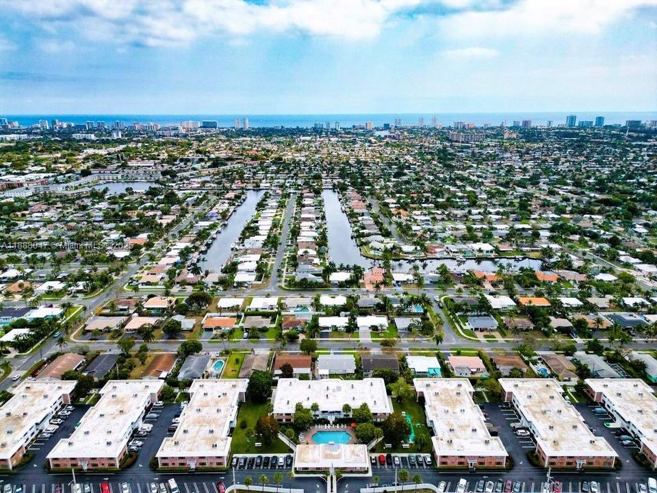 待售: $159,000 (2 贝兹, 2 浴室, 930 平方英尺)