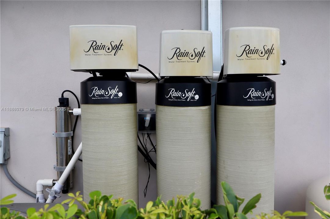 待售: $925,000 (5 贝兹, 3 浴室, 2136 平方英尺)