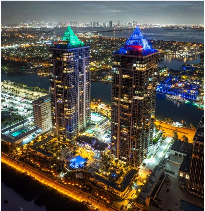 最近售出: $4,200,000 (3 贝兹, 3 浴室, 1940 平方英尺)