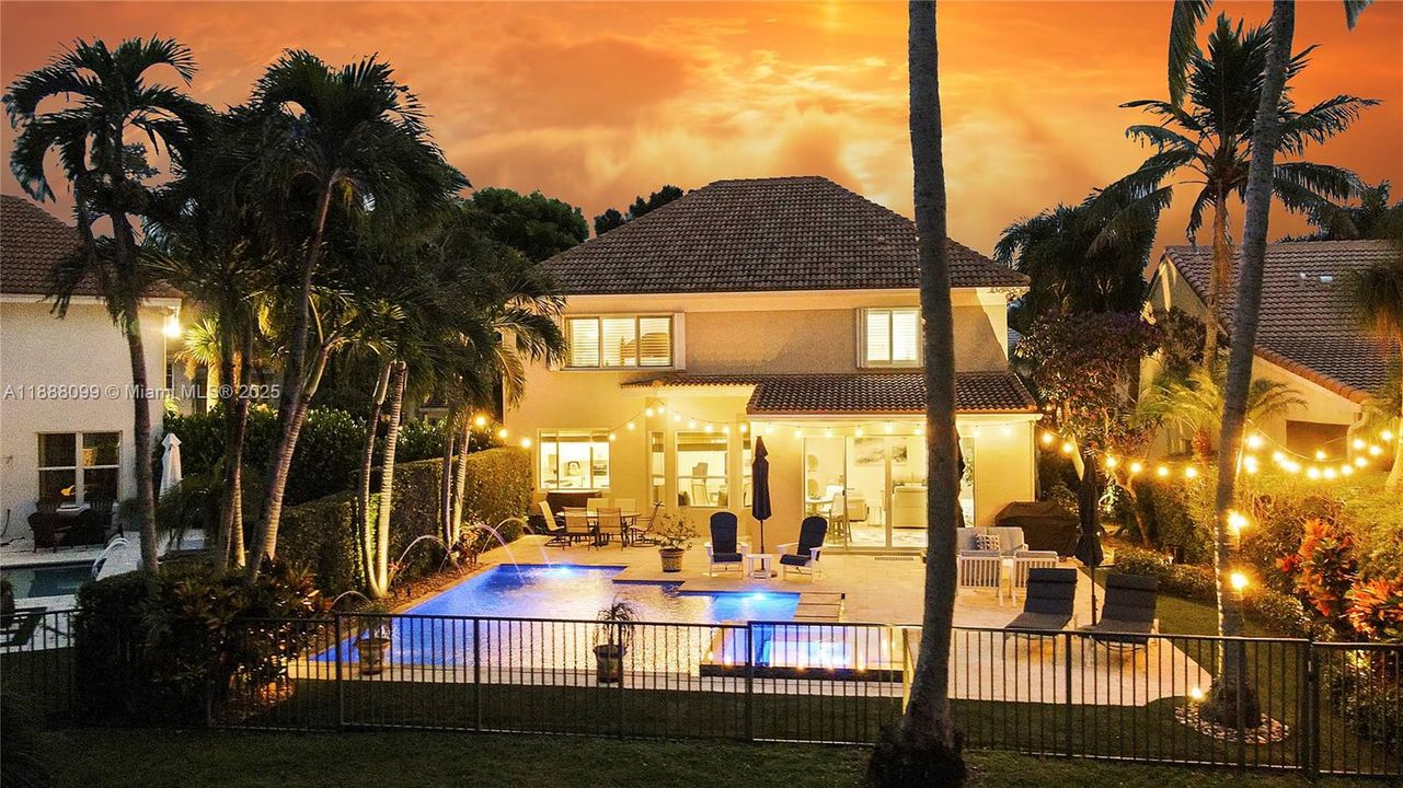 最近售出: $1,274,999 (4 贝兹, 2 浴室, 2928 平方英尺)