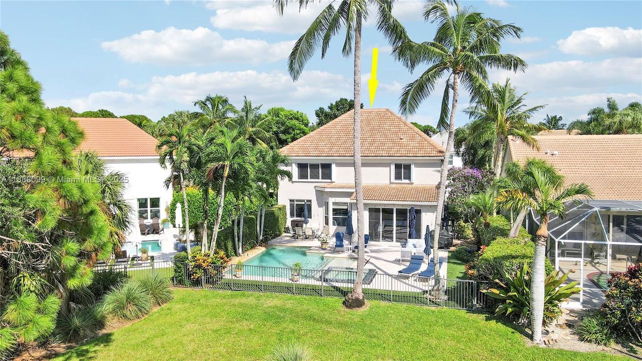 最近售出: $1,274,999 (4 贝兹, 2 浴室, 2928 平方英尺)