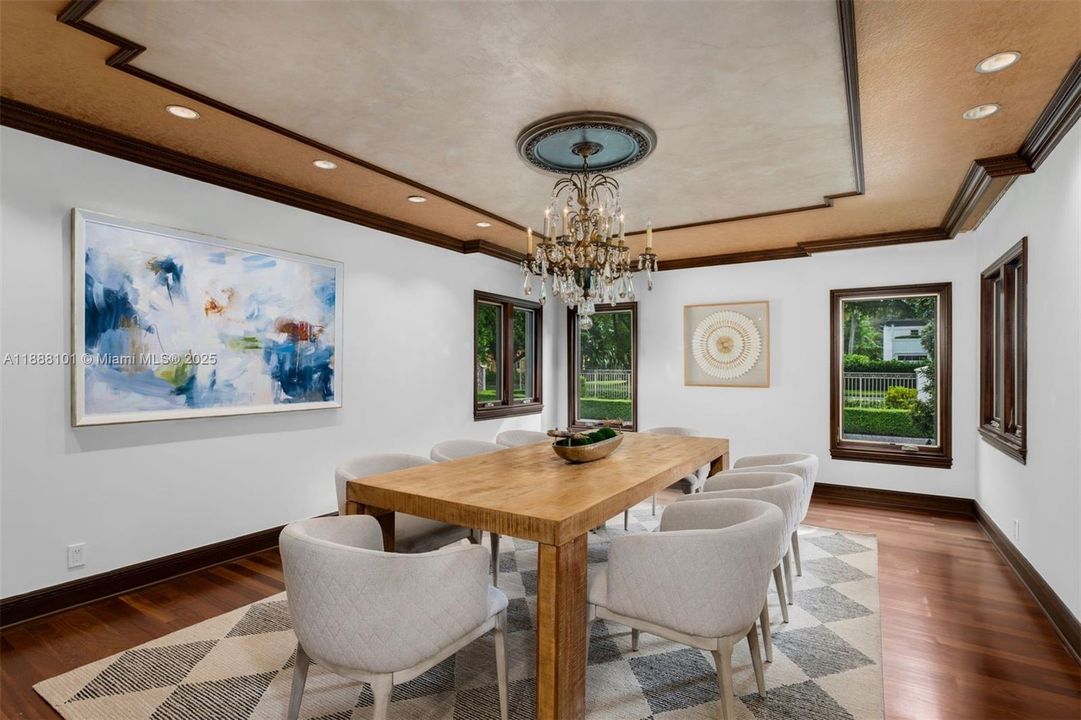 For Sale: $7,800,000 (6 beds, 5 baths, 7008 Square Feet)