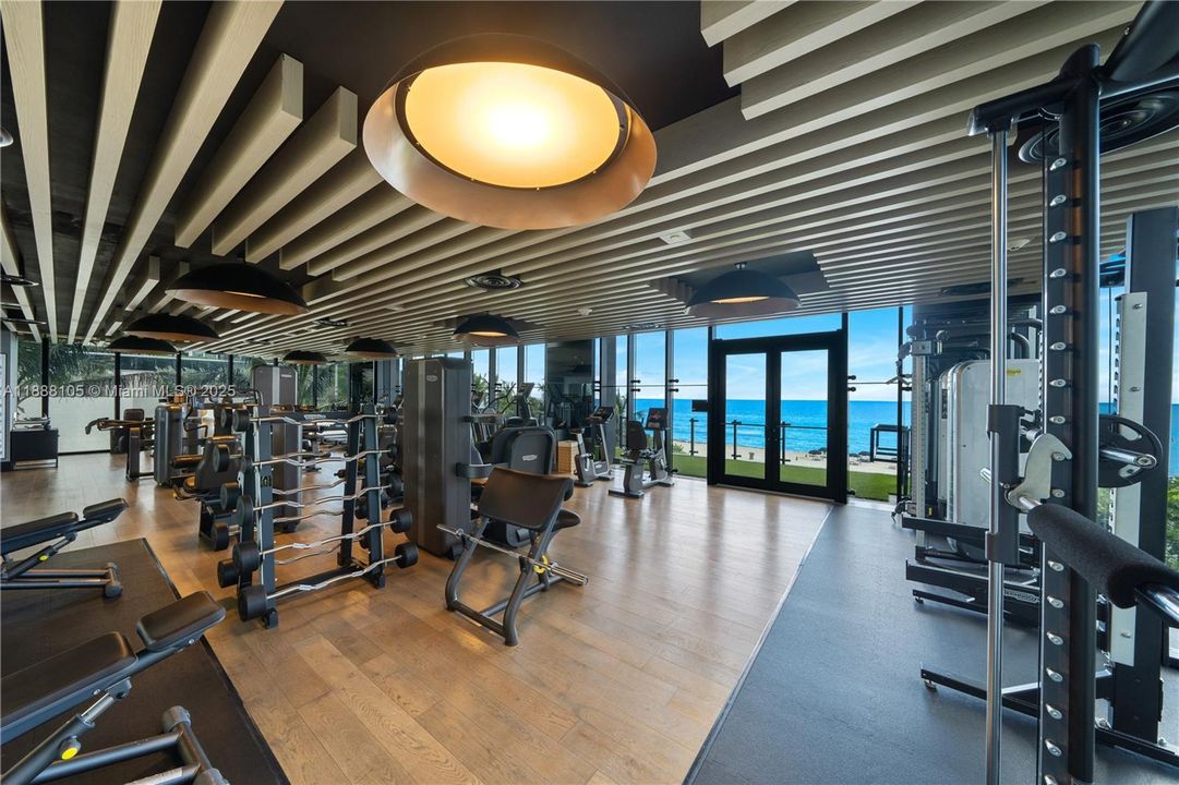 待售: $14,900,000 (6 贝兹, 7 浴室, 6106 平方英尺)