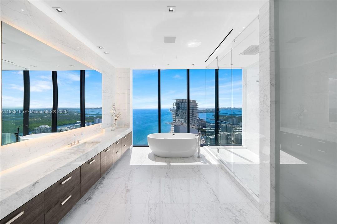 待售: $14,900,000 (6 贝兹, 7 浴室, 6106 平方英尺)