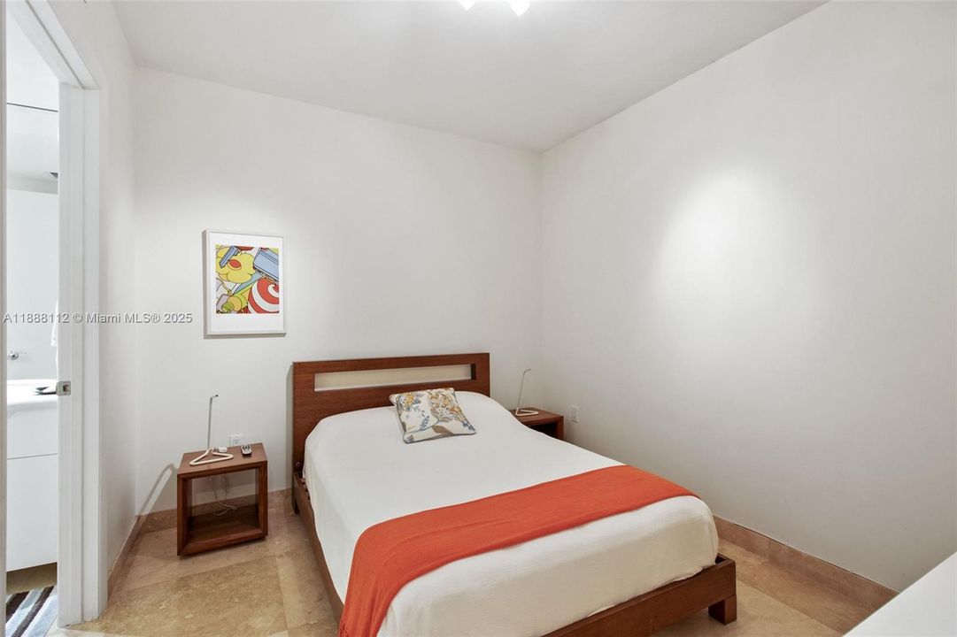 Active With Contract: $9,100 (3 beds, 3 baths, 1841 Square Feet)