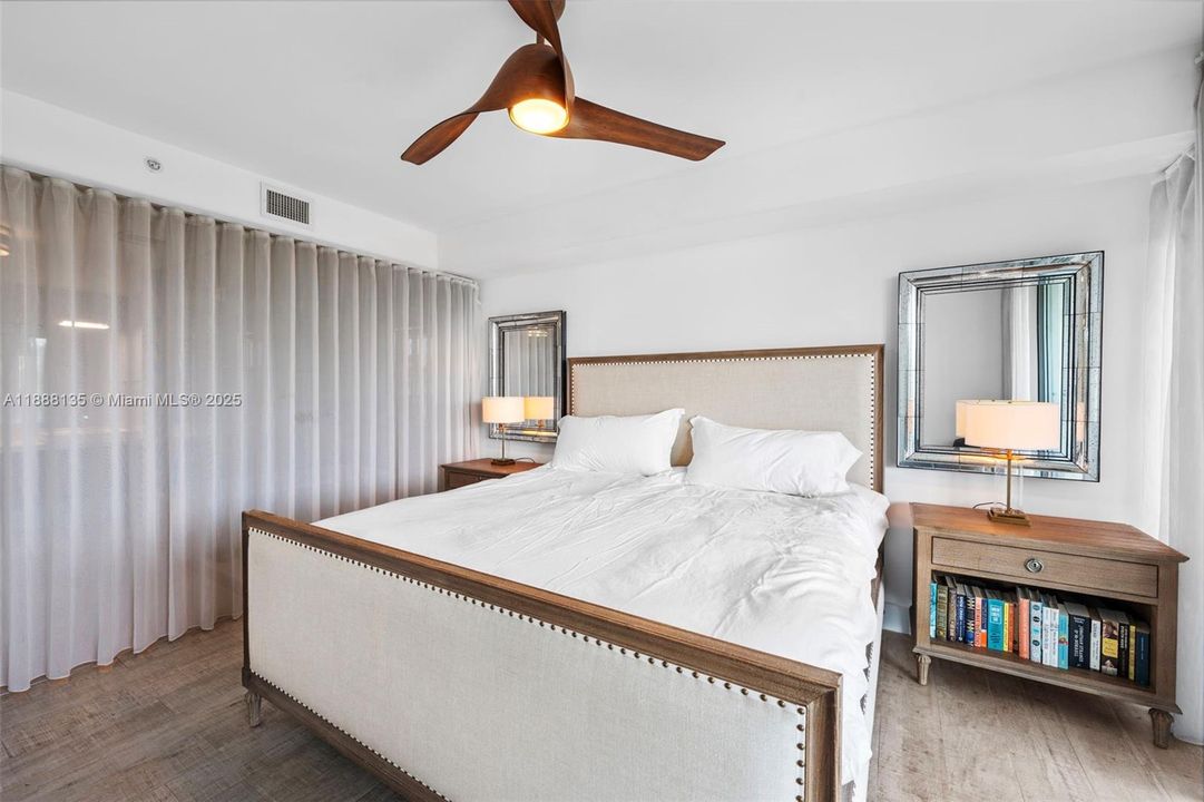 For Sale: $2,389,000 (2 beds, 2 baths, 1440 Square Feet)