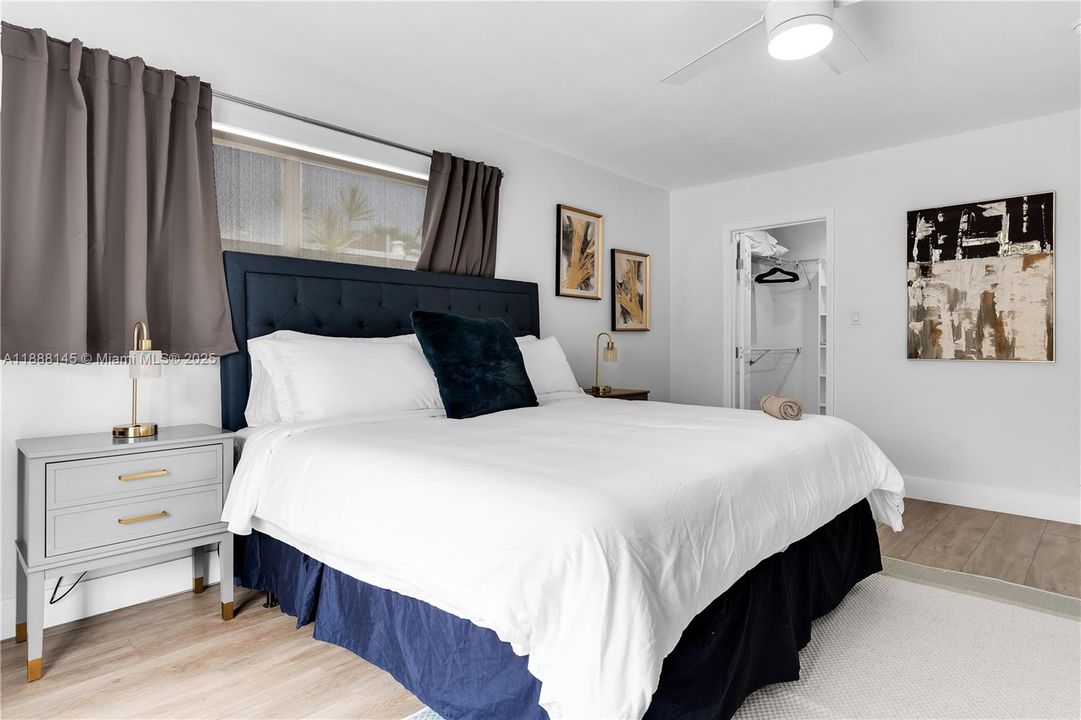 For Sale: $709,000 (3 beds, 3 baths, 1762 Square Feet)