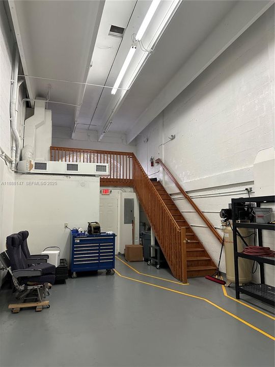 合同活跃: $2,200 (0 贝兹, 0 浴室, 0 平方英尺)