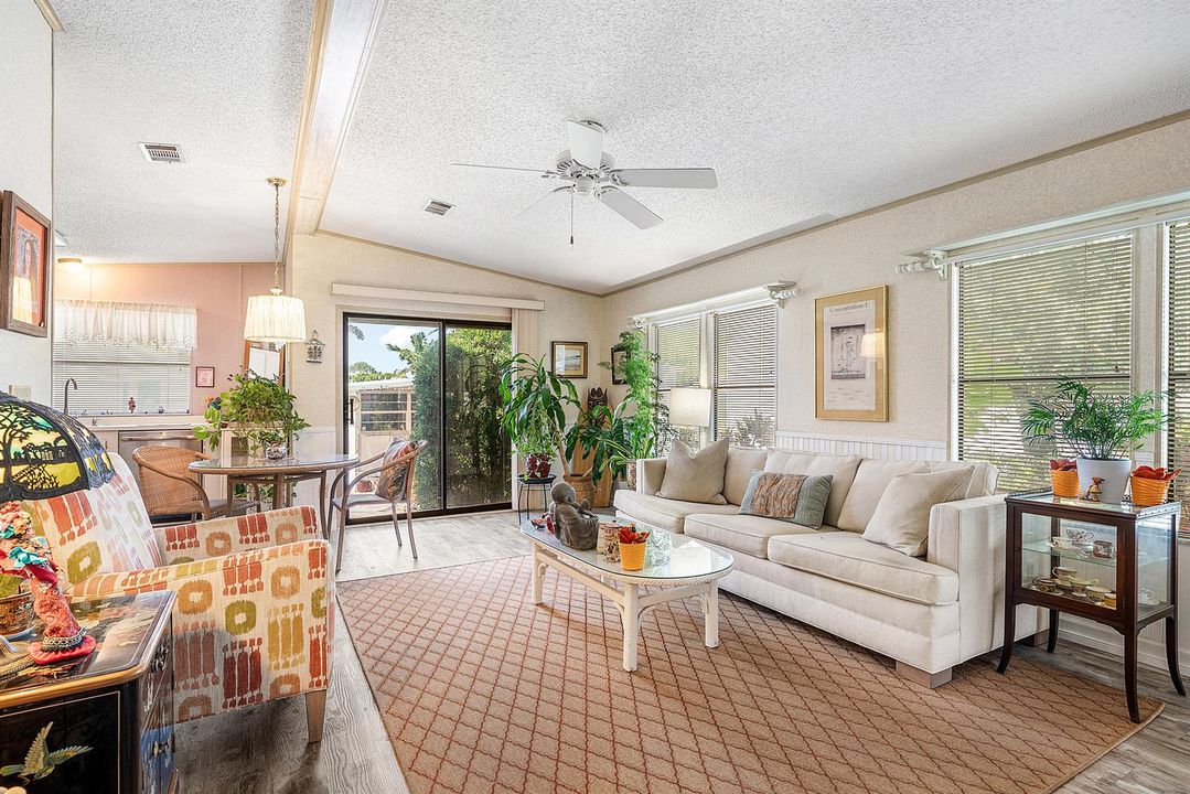 007-4WestCedarDrive-CD4-BrinyBreezes-FL-