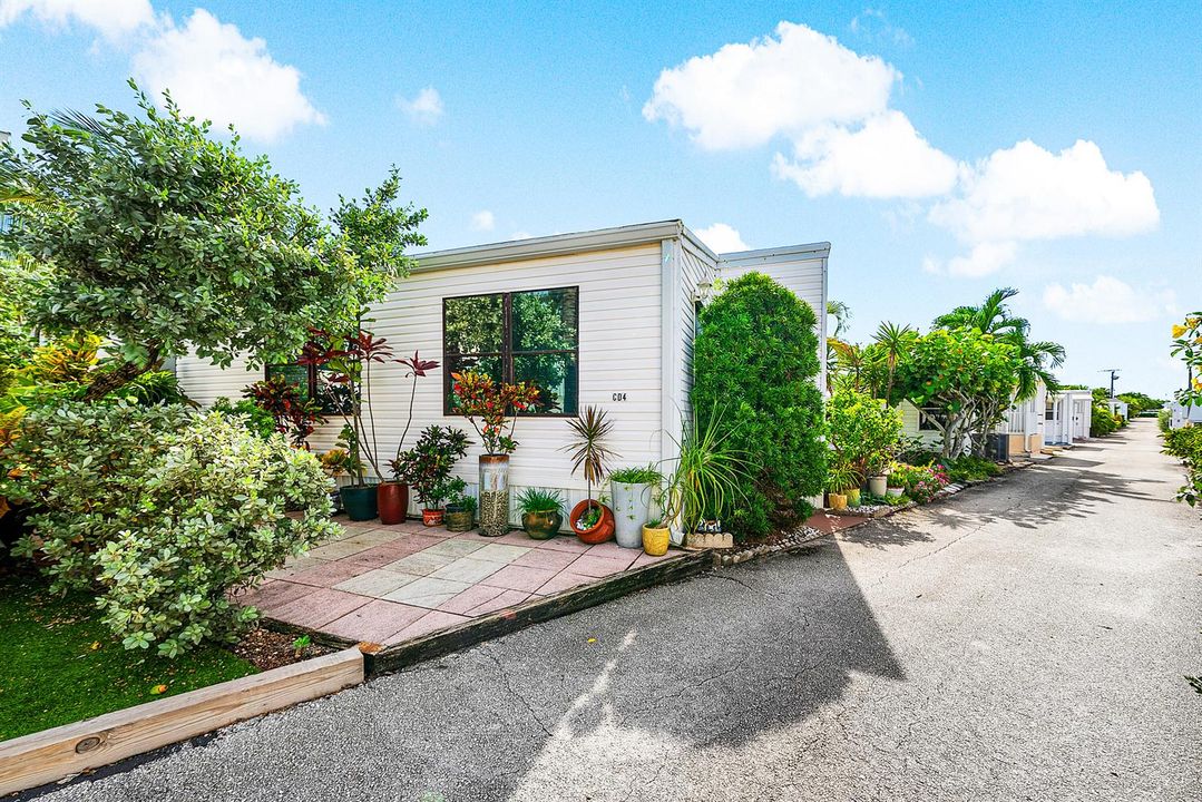030-4WestCedarDrive-CD4-BrinyBreezes-FL-
