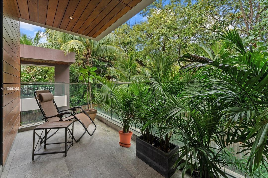 En Venta: $6,375,000 (5 camas, 4 baños, 4478 Pies cuadrados)