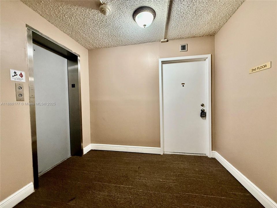 Elevator close to Unit