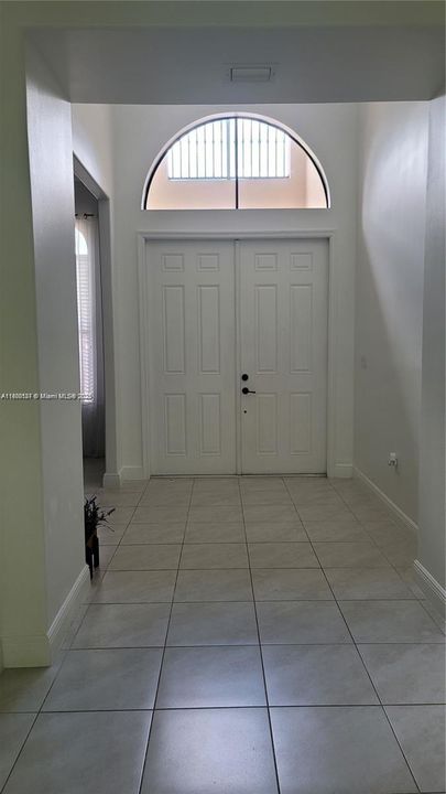 Active With Contract: $3,500 (4 beds, 3 baths, 0 Square Feet)