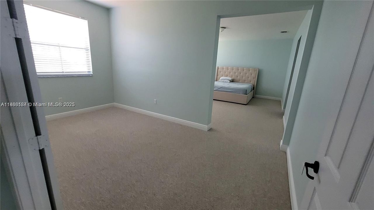 Active With Contract: $3,500 (4 beds, 3 baths, 0 Square Feet)